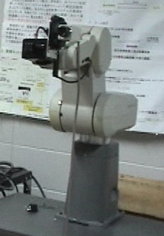垂直多関節ロボットアーム